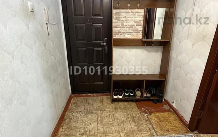 3-бөлмелі пәтер · 62 м² · 4/5 қабат, мкр. Самал 24, бағасы: 18 млн ₸ в Таразе — фото 2