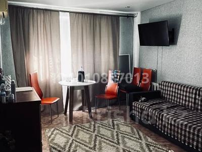 1-комнатная квартира · 30.8 м² · 5/5 этаж, Железнодорожная 174 за 8 млн 〒 в Аксае