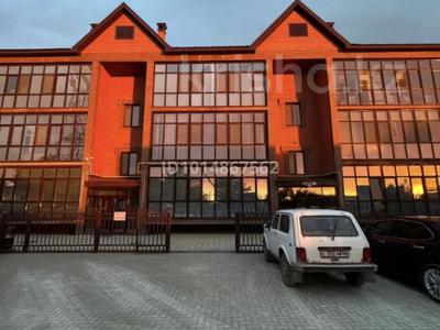 2-комнатная квартира · 73 м² · 3/3 этаж, Рыскулбекова 62 за 31 млн ₸ в Уральске