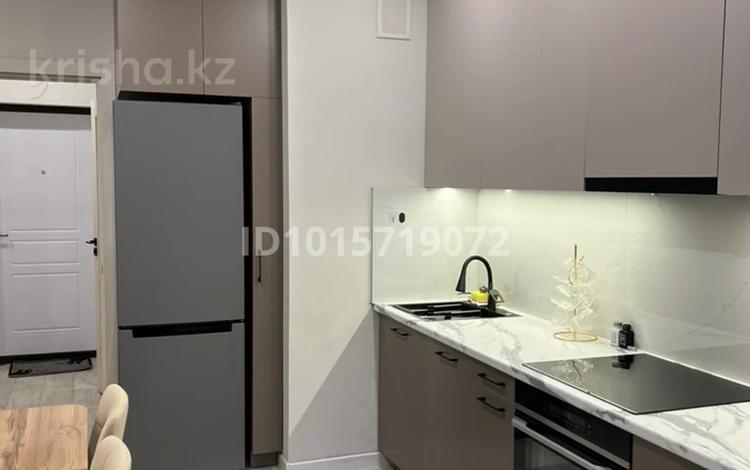 1-комнатная квартира · 40 м² · 2/13 этаж, Есенова 160/3 за 290 000 ₸ в Алматы, Жетысуский р-н — фото 2