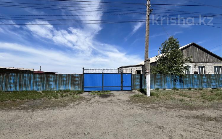 3-бөлмелі пәтер · 64.3 м² · 1 қабат, ул. Энергетиков 66/2, бағасы: 9 млн ₸ в Павлодарской обл. — фото 2