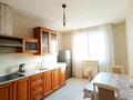 2-комнатная квартира · 70 м² · 12/12 этаж, Кабанбай батыр 5/1 за 300 000 ₸ в Астане, Нура р-н — фото 6