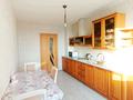 2-комнатная квартира · 70 м² · 12/12 этаж, Кабанбай батыр 5/1 за 300 000 ₸ в Астане, Нура р-н — фото 7
