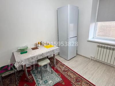 1-бөлмелі пәтер · 37 м² · 3/5 қабат, Нұр Ақтөбе 121 — 2 мкр, бағасы: 100 000 ₸ в Актобе, Нур Актобе