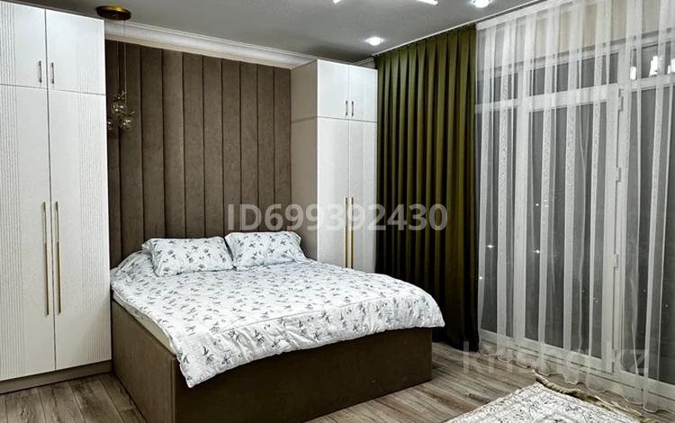 2-комнатная квартира · 65 м² · 8/12 этаж, Сзади Обл. Акимата за 13 000 〒 в Туркестане — фото 2