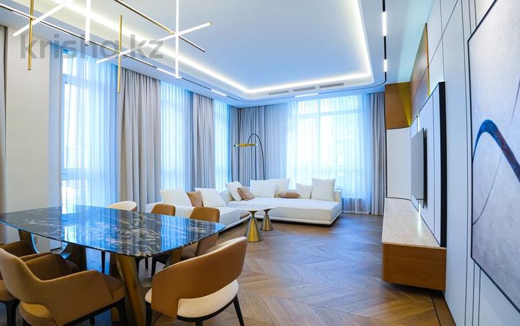 4-комнатная квартира · 200 м² · 11/18 этаж, Акмешит 1 за 500 млн ₸ в Астане, Есильский р-н — фото 2