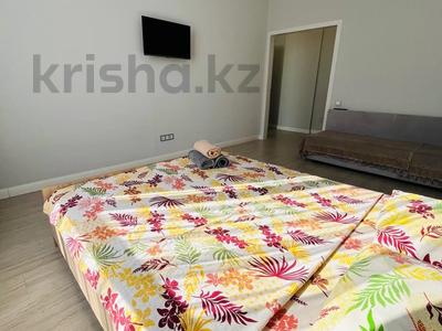 Аренда квартир по часам в Астане: 1-комнатная квартира · 41 м², Асфендиярова 5 — SAT City, Жагалау за 2 000 〒 1-комнатная квартира · 41 м², Асфендиярова 5 — SAT City, Жагалау за 2 000 〒 в Астане, Есильский р-н