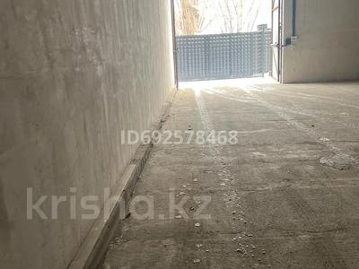 Промбаза · 9 соток, мкр Акбулак, Ул.Шорманова 4а — Райымбекова ,Шарипова за 3 млн ₸ в Алматы, Алатауский р-н