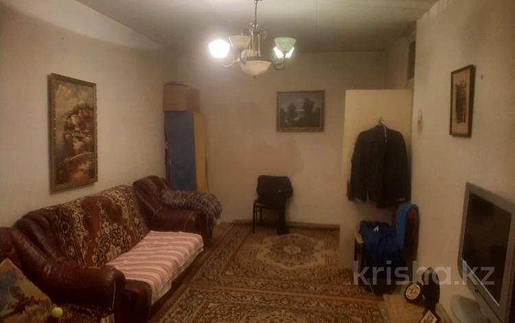 2-комнатная квартира, 65 м², 1/4 этаж, Сасбукаева за 18 млн 〒 в Шымкенте, Аль-Фарабийский р-н — фото 2