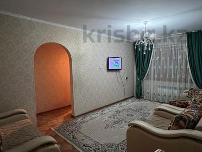 3-комнатная квартира · 57 м² · 1/5 этаж, 14 микрорайон 2 за 16.5 млн 〒 в Семее