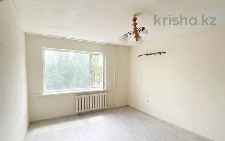 3-бөлмелі пәтер · 65 м² · 9/10 қабат, КАМЗИНА 350, бағасы: 21.7 млн ₸ в Павлодаре — фото 2
