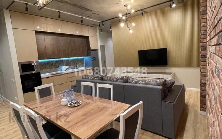 3-комнатная квартира · 95 м² · 6/16 этаж, 17-й мкр 23 за 30 000 〒 в Актау — фото 27