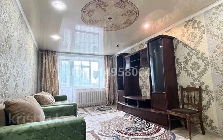 3-комнатная квартира · 80 м² · 3/5 этаж, Набережная 30 за 200 000 ₸ в Семее — фото 2