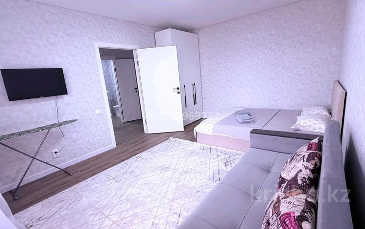 1-бөлмелі пәтер · 45 м² · 8/9 қабат, Ауельбекова 33, бағасы: 15 000 ₸ в Кокшетау — фото 20