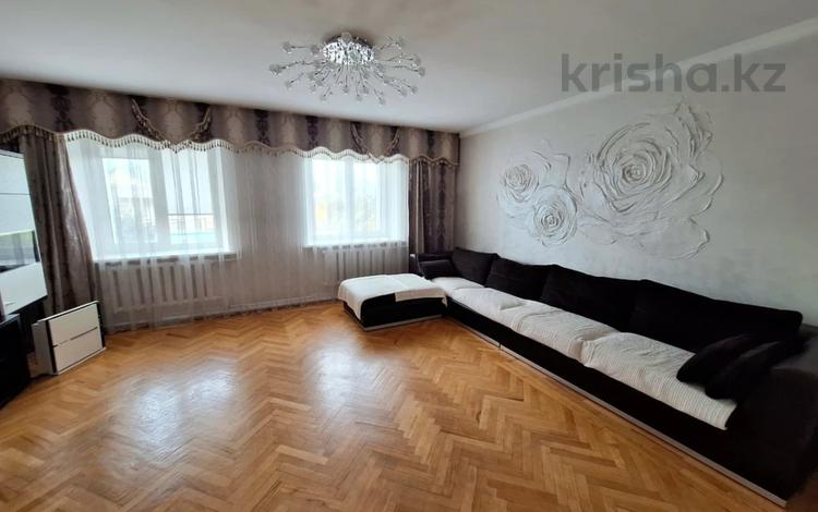 Отдельный дом · 5 комнат · 310 м² · 10.5 сот., ЖМ Амангельды за 145 млн 〒 в Костанае — фото 3