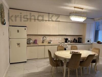 Часть дома · 6 комнат · 220 м² · 4 сот., мкр Юго-Восток, Мкр Орбита за 85 млн ₸ в Караганде, Казыбек би р-н