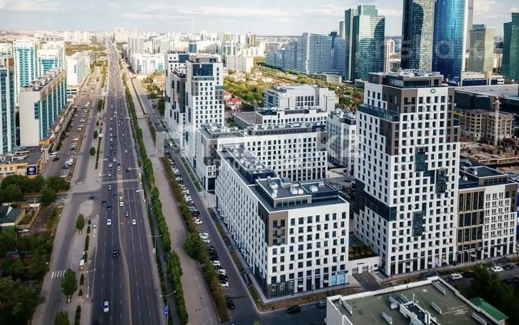 Офисы, магазины и бутики, салоны красоты, фитнес и спорт, медцентры и аптеки, образование, кабинеты и рабочие места · 135.8 м² за 2.4 млн ₸ в Астане, Сарайшык р-н — фото 2