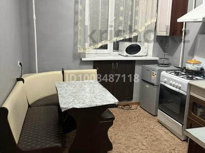 1-комнатная квартира · 35 м² · 1/5 этаж, Айтиева за 130 000 ₸ в Уральске