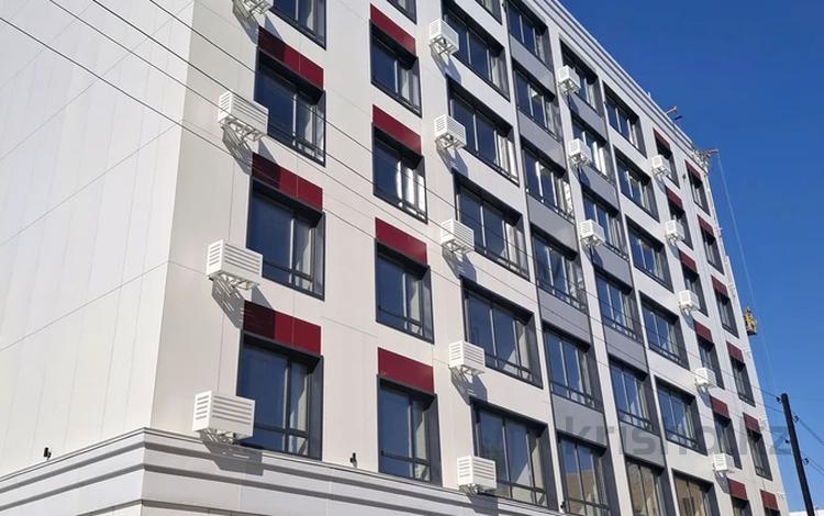 3-комнатная квартира · 102.7 м² · 6/7 этаж, Каркаралинская ул. 23/1 за 45 млн ₸ в Семее, Красный Кордон — фото 2