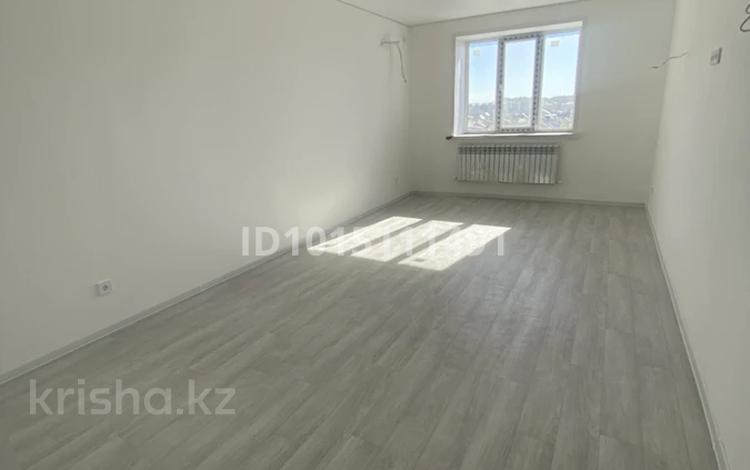 2-бөлмелі пәтер · 68 м² · 7/9 қабат, Байтерек ш/а, Кеменгер, бағасы: 150 000 ₸ в Уральске, мкр Байтерек — фото 2
