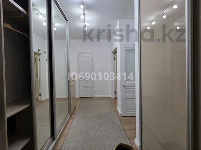 2-бөлмелі пәтер · 72 м² · 5/9 қабат, 15 мкр — Кинотеатр, площадь М.Ауэзова, бағасы: 350 000 ₸ в Семее