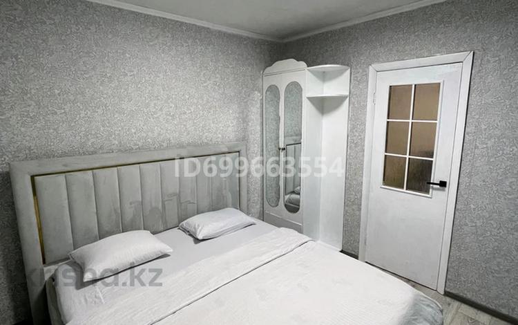 2-комнатная квартира · 50 м² · 2/5 этаж, Циолковского 37/3 — Тд Аяжан за 15 000 ₸ в Уральске — фото 8
