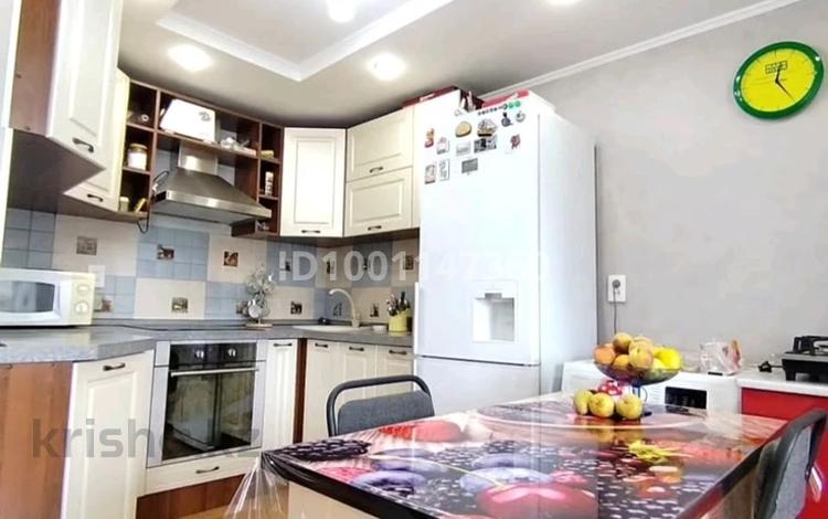 3-бөлмелі пәтер · 67 м² · 7 қабат, Кабанбай батыра — КАЗЫНА, ЦЕНТР,рынок, ЦГБ, бағасы: 37 млн ₸ в Семее — фото 9