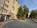 3-бөлмелі пәтер · 78.1 м² · 2/5 қабат, Азаттык 71, бағасы: 26 млн ₸ в Атырау — фото 2