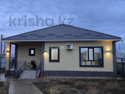 Отдельный дом · 5 комнат · 300 м² · 12 сот., мкр. Зачаганск пгт 12 за 130 млн 〒 в Уральске