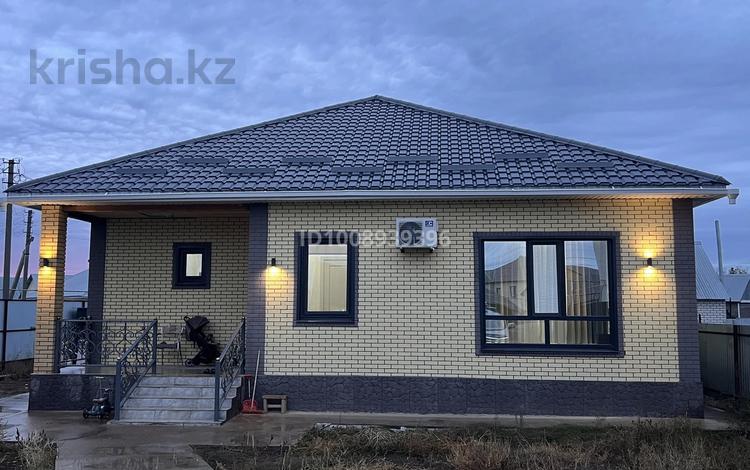 Отдельный дом · 5 комнат · 300 м² · 12 сот., мкр. Зачаганск пгт 12 за 130 млн ₸ в Уральске — фото 2