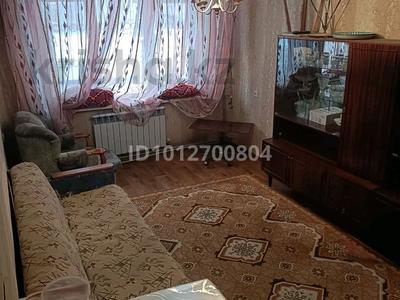3-бөлмелі пәтер · 57 м² · 1/5 қабат, Алимкулова 8 — верхний рынок, бағасы: 17 млн ₸ в Шымкенте