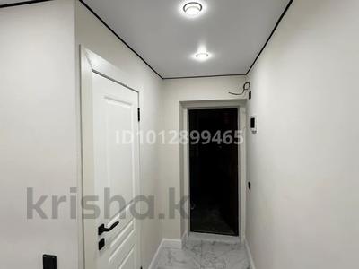 2-бөлмелі пәтер · 40.4 м² · 3/3 қабат, мкр Кокжиек, мкр камаз центр ул Геолого 4, бағасы: 23.5 млн ₸ в Алматы, Жетысуский р-н