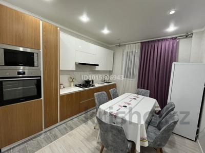 2-бөлмелі пәтер · 67 м² · 4/4 қабат, Нұрсая ш/а. 10, бағасы: 28 млн ₸ в Атырау, мкр Нурсая