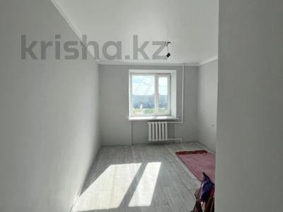 3-комнатная квартира, 53 м², 9/9 этаж, пр-т Абая 8 за 14.5 млн 〒 в Актобе