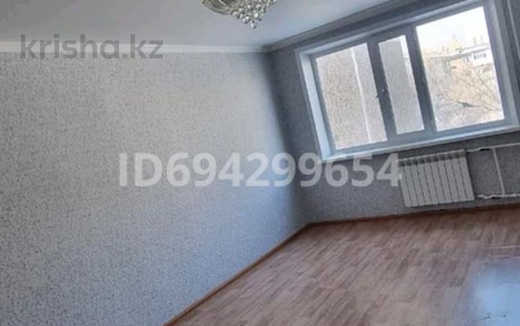 3-комнатная квартира · 63 м² · 4/5 этаж, мкр Юго-Восток, Мкр Юго-Восток, 29й микрорайон за 26 млн ₸ в Караганде, Казыбек би р-н — фото 2