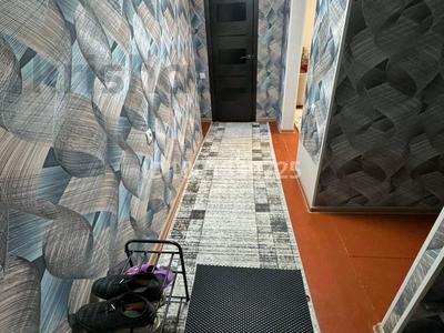 2-бөлмелі пәтер · 50 м² · 4/4 қабат, Койбакова 8, бағасы: 14 млн ₸ в Таразе