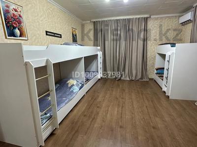 1 комната · 300 м² · 2/3 этаж, мкр Шапагат, Капчагайская 101010 — Рыскулова - Северное кольцо за 2 000 ₸ в Алматы, Алатауский р-н