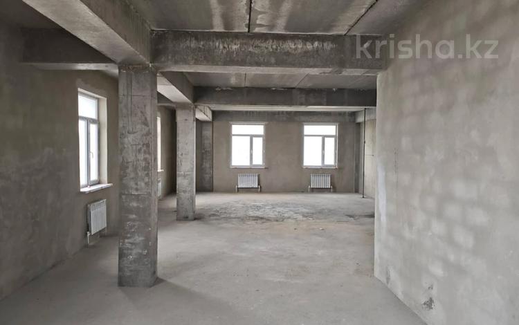 3-бөлмелі пәтер · 104 м² · 4 қабат, 32В ш/а. 22 — Есть лифт ЖК комфорт класс!, бағасы: 28.5 млн ₸ в Актау, 32В мкр — фото 2