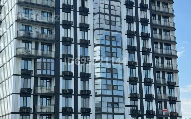 2-комнатная квартира · 55 м² · 6/9 этаж, мкр Центральный, Айтике Би 30а — Возле гостиницы Ренко, на берегу реки Урал за 350 000 〒 в Атырау — фото 12