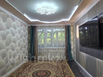 2-комнатная квартира · 44 м² · 2/5 этаж, пр. Мира за 9.8 млн ₸ в Темиртау