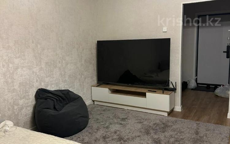 1-комнатная квартира · 37.8 м² · 5/16 этаж, пр к. Сатпаева 53/8 за 23 млн ₸ в Усть-Каменогорске — фото 2