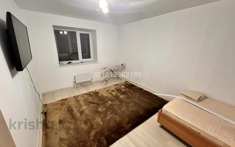 1-комнатная квартира · 40.2 м² · 2/9 этаж, мкр Нурсая, Кусан нарембаев 117 за 12.5 млн ₸ в Атырау — фото 2