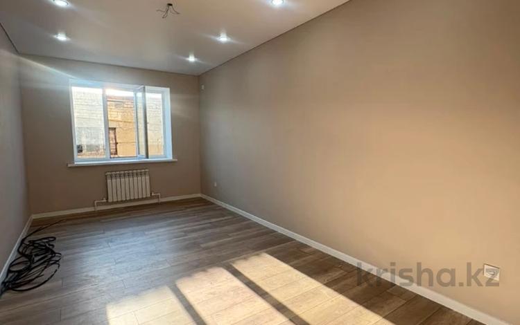 1-комнатная квартира · 45.7 м² · 1/5 этаж, мкр 12, Бактыбай батыра за 18.5 млн ₸ в Актобе — фото 10