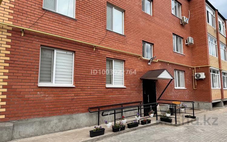 2-бөлмелі пәтер · 66 м² · 1/3 қабат, Абиша Кекилбаева 132, бағасы: 38 млн ₸ в Уральске — фото 2