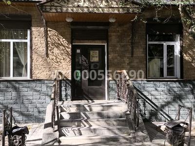 Свободное назначение, офисы, магазины и бутики, общепит, салоны красоты, бани, гостиницы и зоны отдыха, фитнес и спорт, медцентры и аптеки, образование · 339 м² за 1.6 млн ₸ в Жезказгане