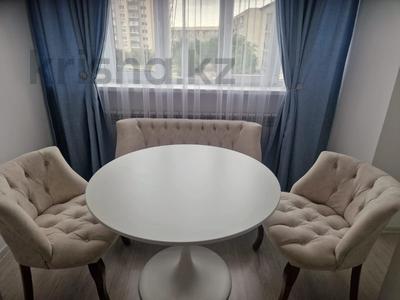2-комнатная квартира, 55 м², 4/5 этаж, Сатпаева 5 за 19.5 млн 〒 в Атырау