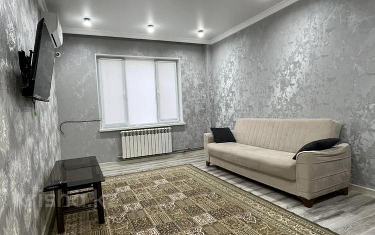 2-бөлмелі пәтер · 60 м² · 2/5 қабат, ул. Еримбетова 28, бағасы: 220 000 ₸ в Шымкенте, Енбекшинский р-н — фото 2