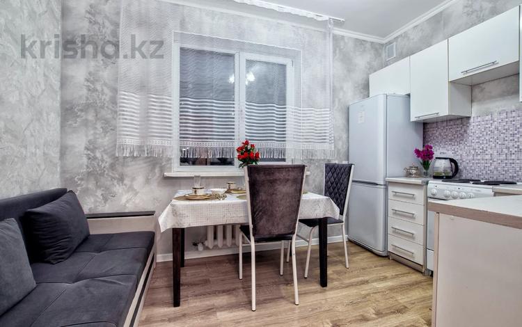 1-комнатная квартира · 41 м² · 3/9 этаж, Керей и Жанибек хандар 12/1 за 250 000 ₸ в Астане, Есильский р-н — фото 2