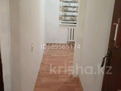 1-комнатная квартира, 33 м², 1/5 этаж, мкр СМП 163 5 за 9.5 млн 〒 в Атырау, мкр СМП 163