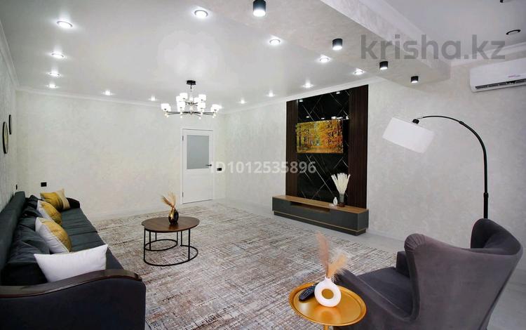 3-комнатная квартира · 110 м² · 5/13 этаж, Толе би 189/3 — Жорокова за 35 000 ₸ в Алматы, Алмалинский р-н — фото 2